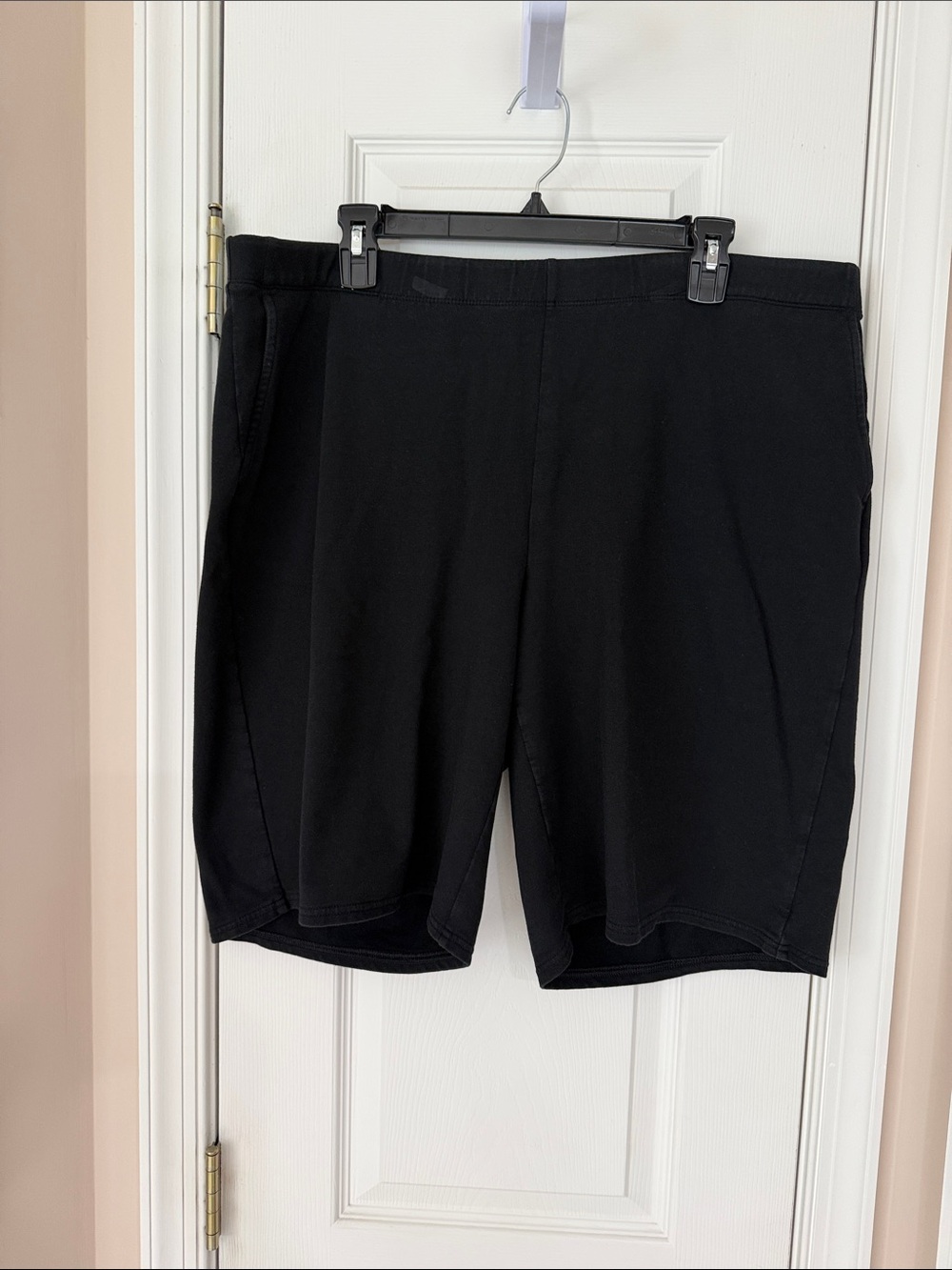 Comfort Stretch Black JJill Bermuda Shorts